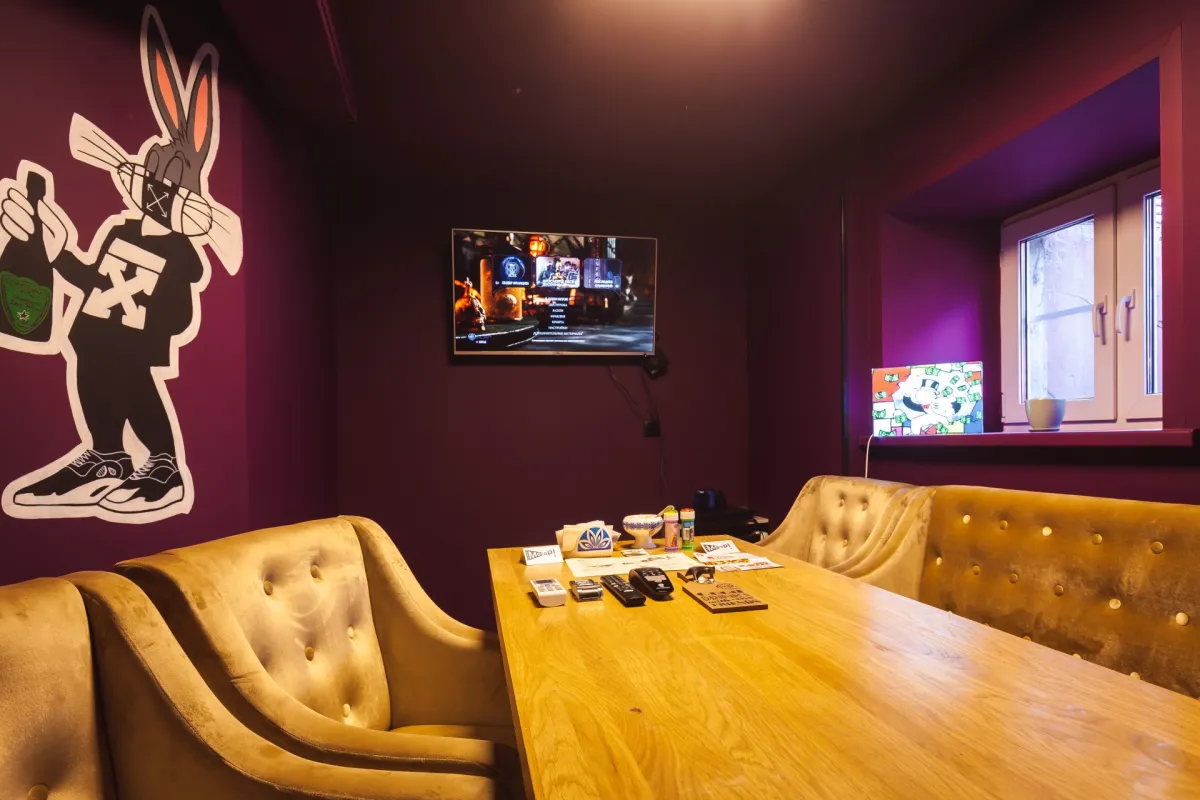 Loft Motor Lounge